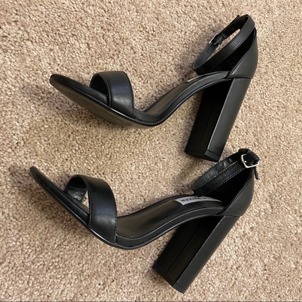Steve Madden Black Sandals Size 7.5